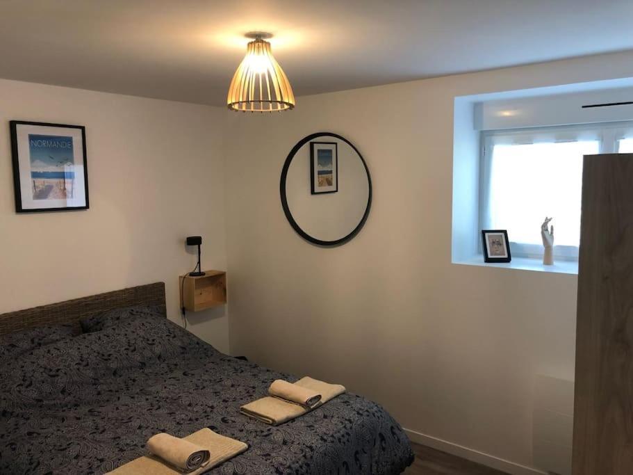 Gite De L'Hotel Castel Couvains  외부 사진